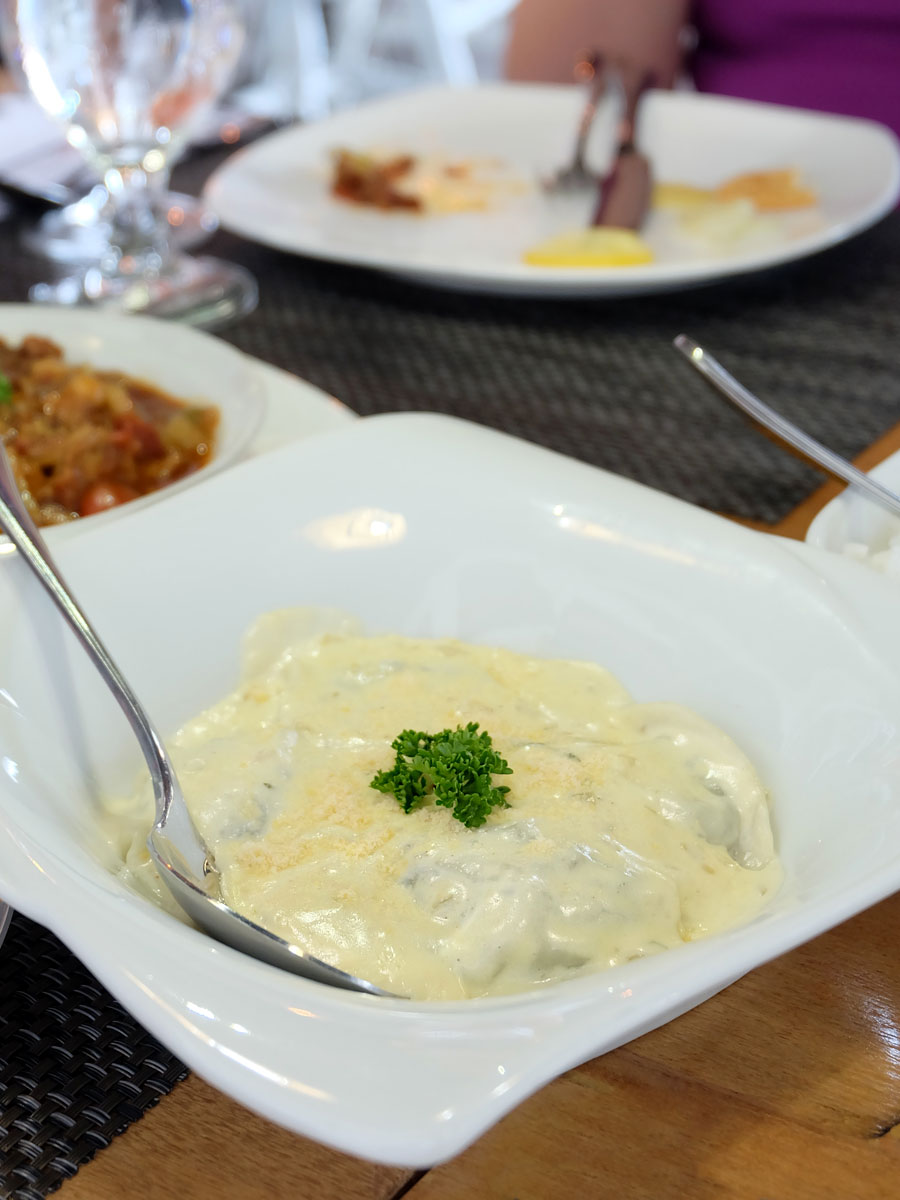 Mothers Who Brunch: Spinach Ravioli by 81 Cafe and Bistro Mothers Who Brunch: Spinach Ravioli by 81 Cafe and Bistro