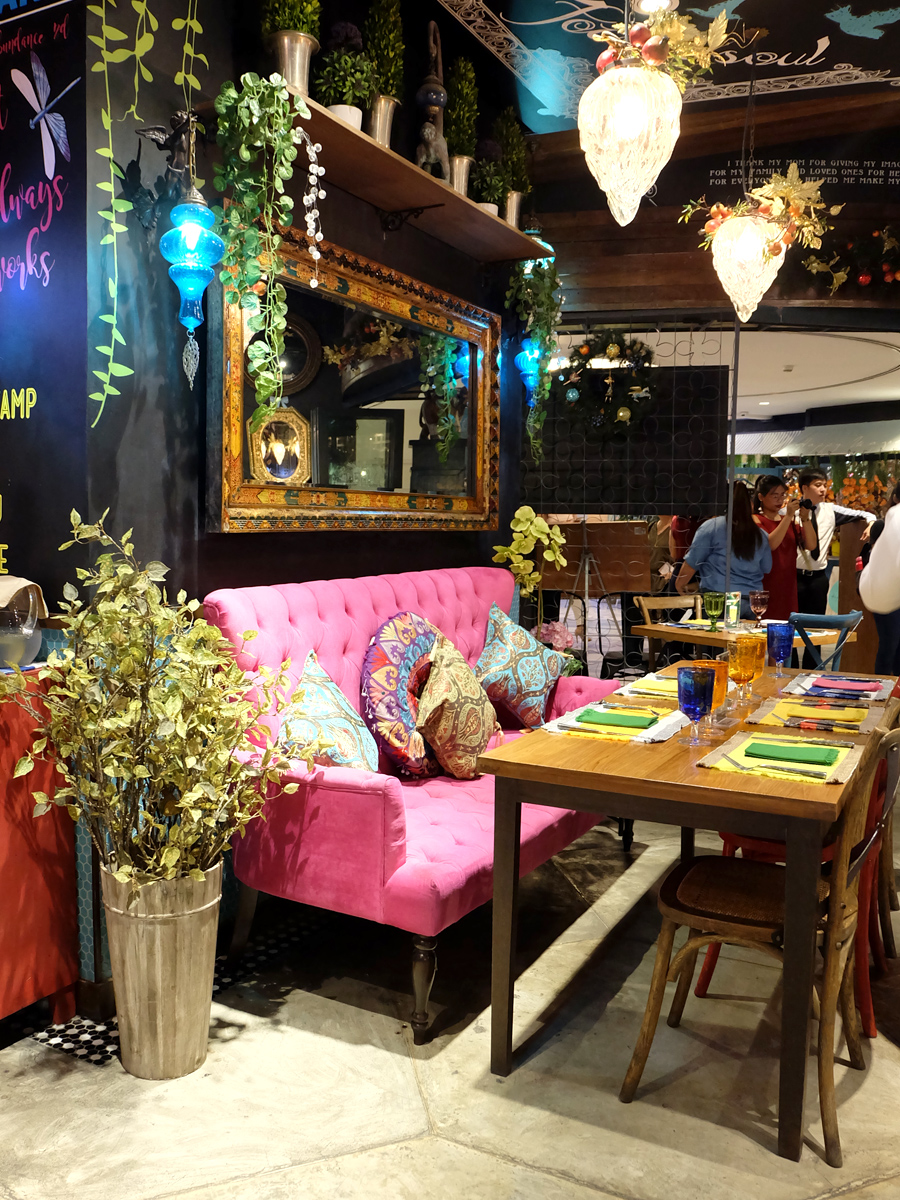 In The Maood Food Crawl with Mother's Who Brunch and Evia Lifestyle Center: Another Story In The Maood Food Crawl with Mother's Who Brunch and Evia Lifestyle Center: Another Story