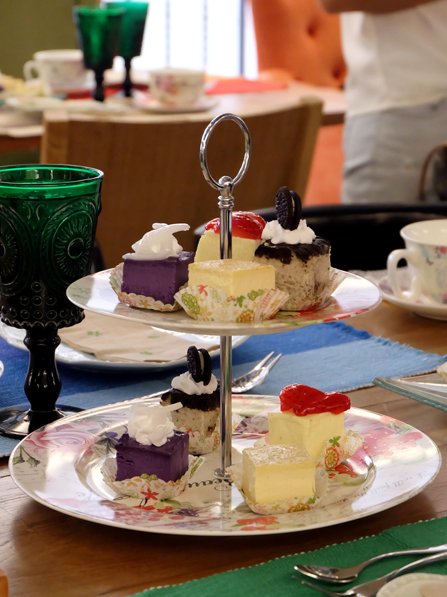 In The Mood Food Crawl with Mother's Who Brunch and Evia Lifestyle Center: The Cheesecake Fairy In The Mood Food Crawl with Mother's Who Brunch and Evia Lifestyle Center: The Cheesecake Fairy