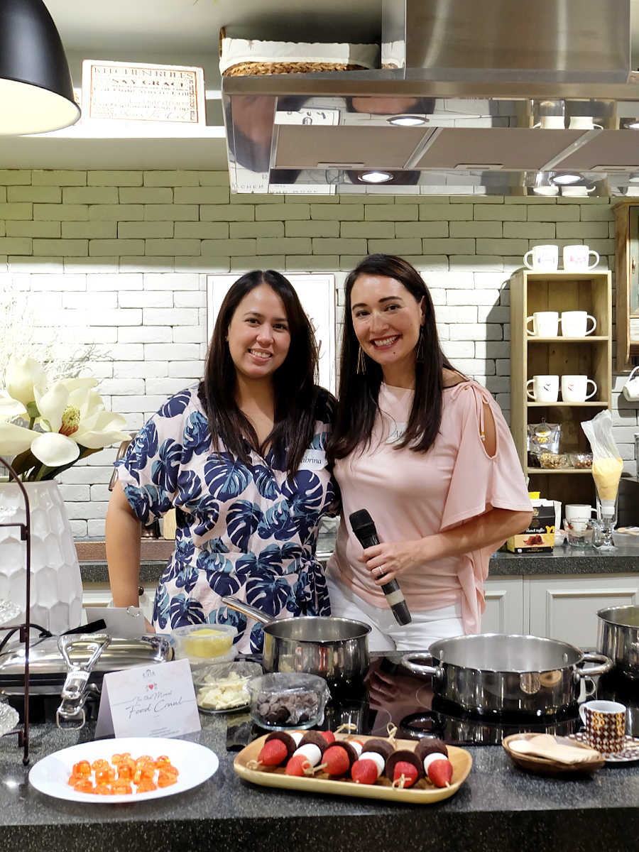 In The Mood Food Crawl with Mother's Who Brunch and Evia Lifestyle Center: My Mother's Cupboard In The Mood Food Crawl with Mother's Who Brunch and Evia Lifestyle Center: My Mother's Cupboard