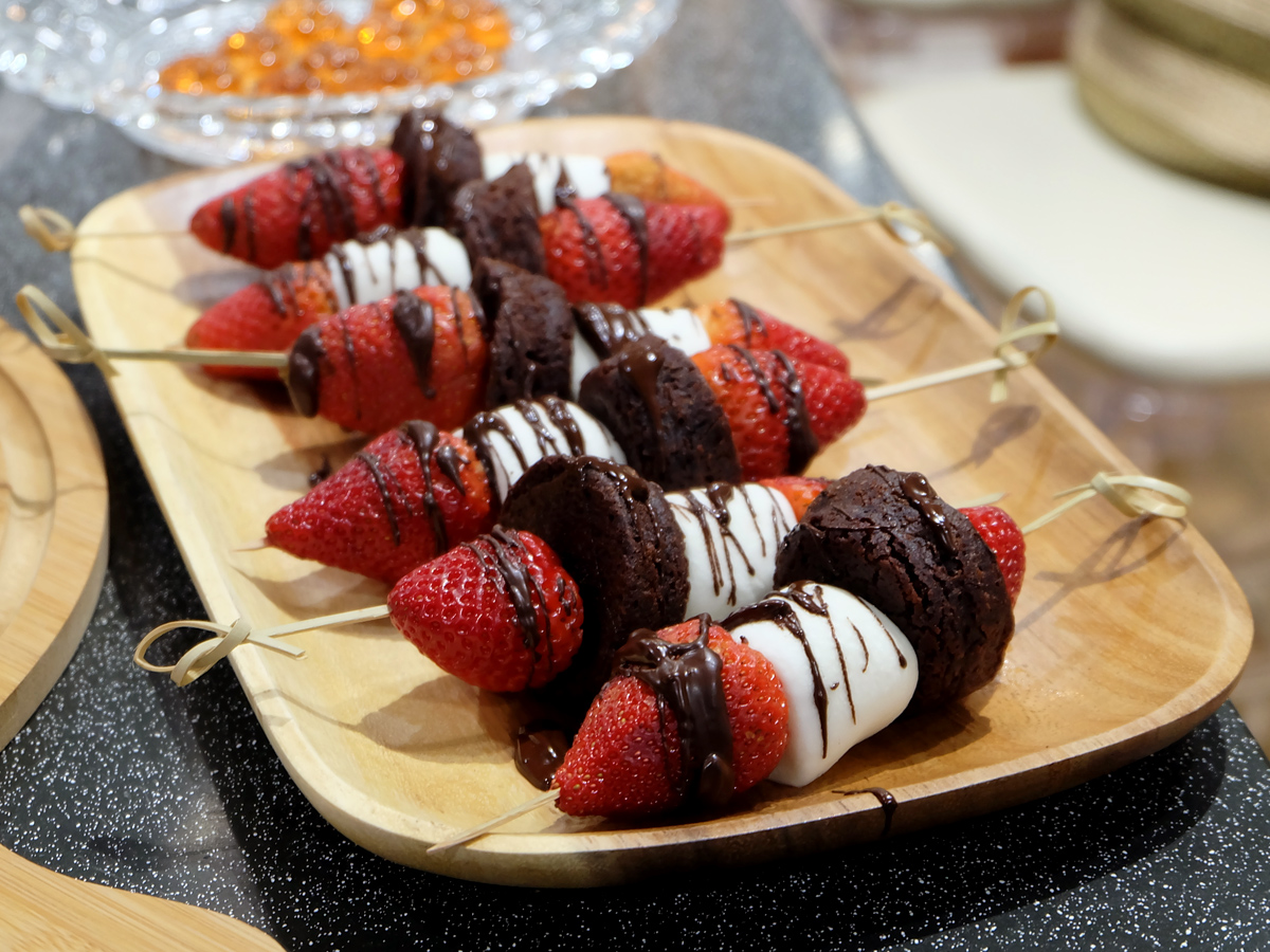 In The Mood Food Crawl with Mother's Who Brunch and Evia Lifestyle Center: My Mother's Cupboard In The Mood Food Crawl with Mother's Who Brunch and Evia Lifestyle Center: My Mother's Cupboard