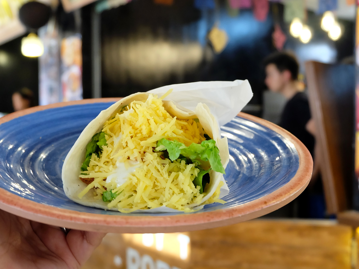 Hoops and Noms: Taft Food by the Court. Soft Taco from By The Border