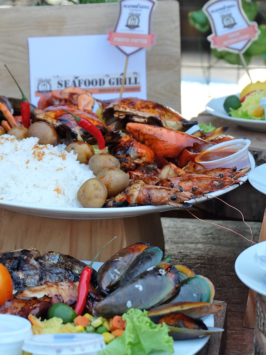 Hoops and Noms: Taft Food by the Court. Seafood Grill by Raine Cravebites