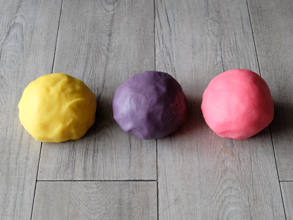 Easy Peasy Homemade Play Dough Recipe