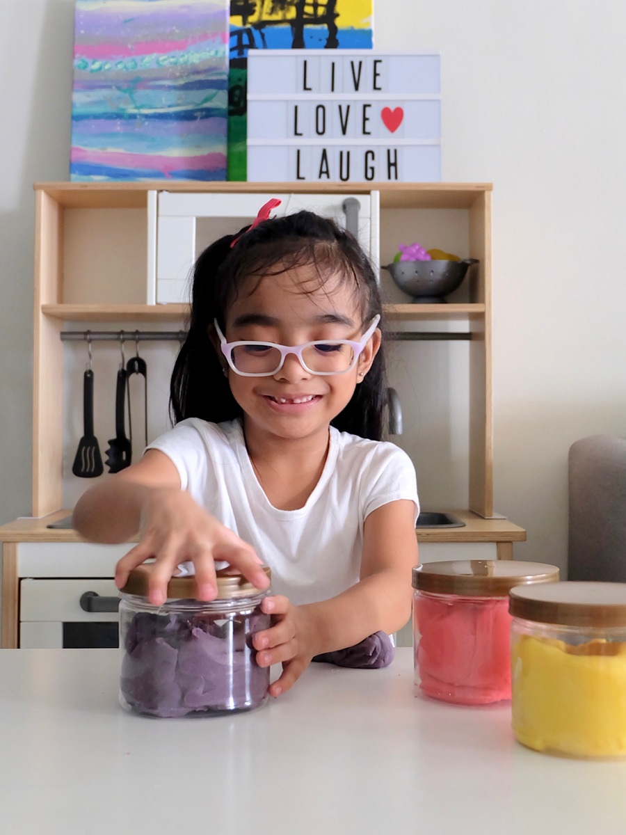 Easy Peasy Homemade Play Dough Recipe Easy Peasy Homemade Play Dough Recipe