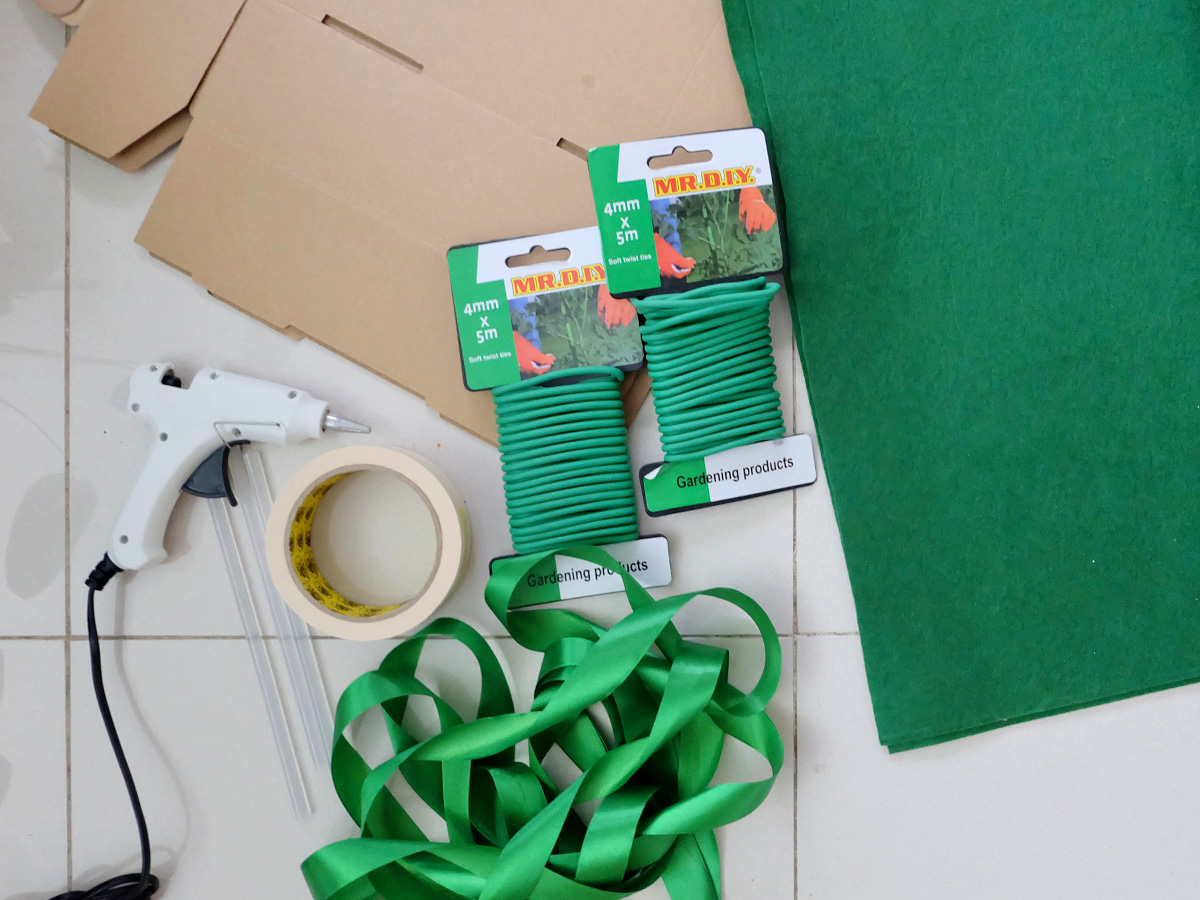 Monstera Deliciosa Costume by A Crafted Lifestyle